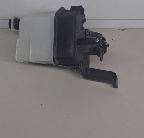 Бачок для води PAF315351 MAZDA