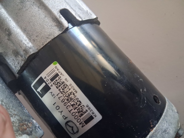 Стартер двигуна PY0118400 MAZDA
