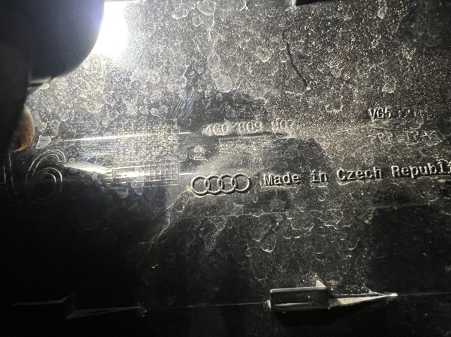 Лючок бензобака / паливного бака 4G0809907 VAG