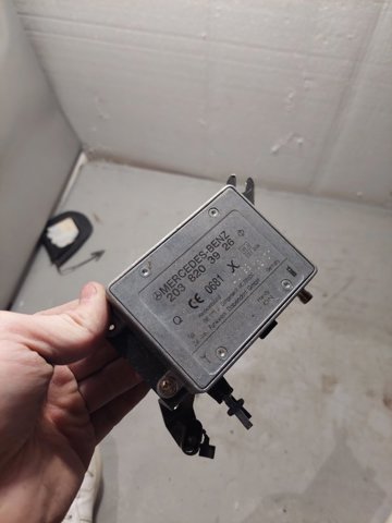 Блок керування телефоном 2038203926 MERCEDES