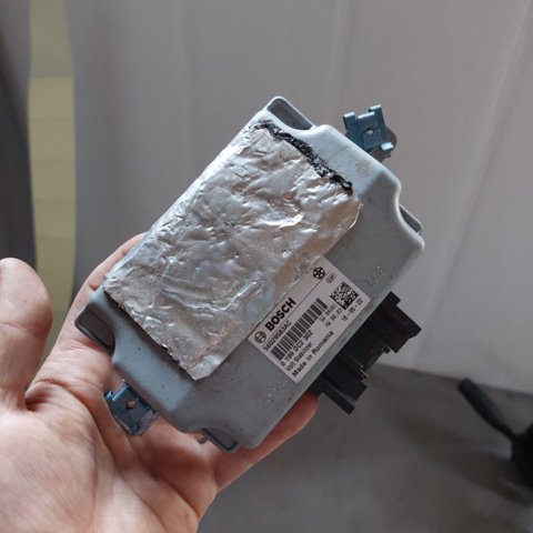 Стабілізатор напруги 56029583AC CHRYSLER