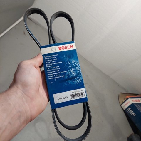 Поліклиновий ремінь 5PK1295 BOSCH