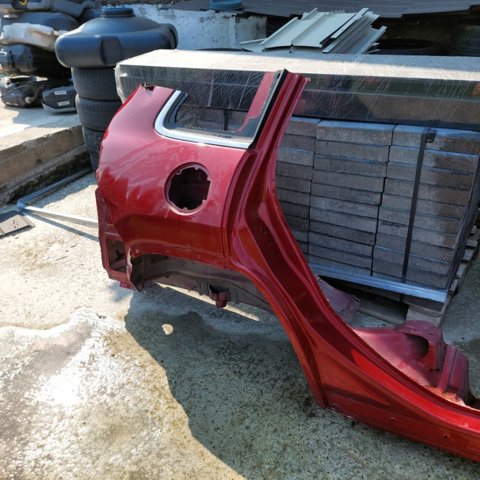 Кузовщина права 68327092AA CHRYSLER