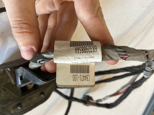 Джгут проводів задніх дверей 68329885AA CHRYSLER