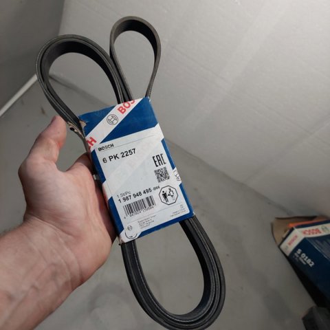 Поліклиновий ремінь 6PK2257 BOSCH