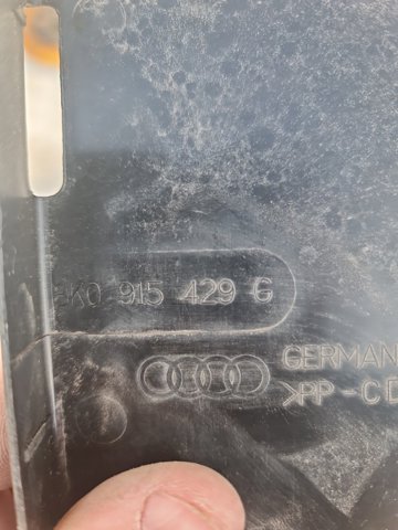Кришка клемми АКБ 8K0915429C VAG