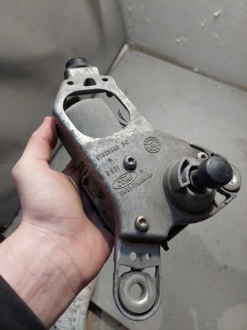 Мотор склоочисника лобового скла, лівий BM5117504AM FORD