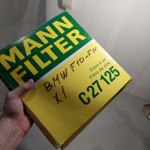 Фільтр повітряний C27125 MANN