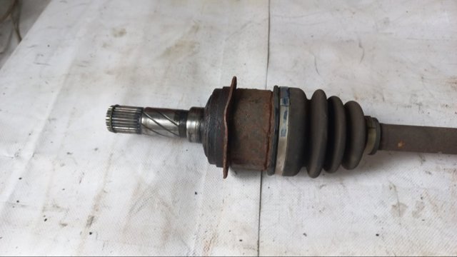 Піввісь задня, ліва GD702560X MAZDA