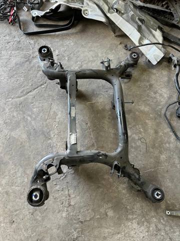 Підвіска задня 4M0500025 VAG