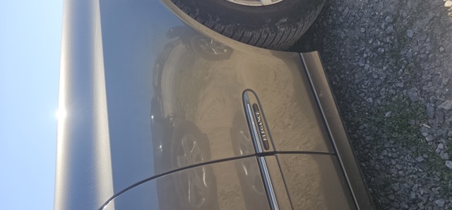 Переднє праве крило A2118801418 MERCEDES
