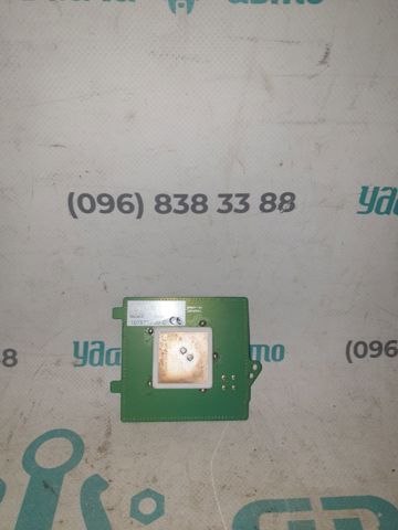 Антена GPS 107973400C TESLA