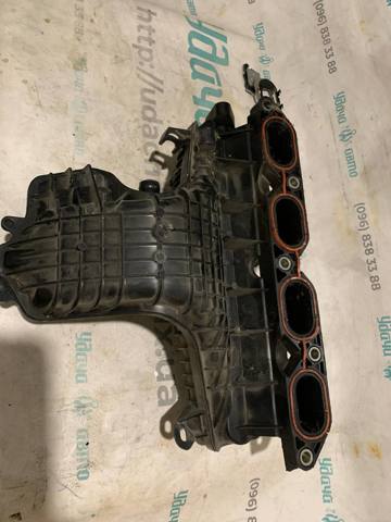Колектор впускний 1712037054 TOYOTA