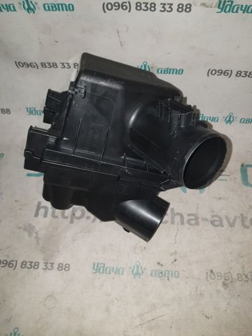 Корпус повітряного фільтра 1770024640 TOYOTA