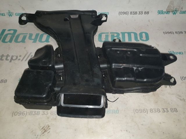 Повітроприймач 1775031050 TOYOTA