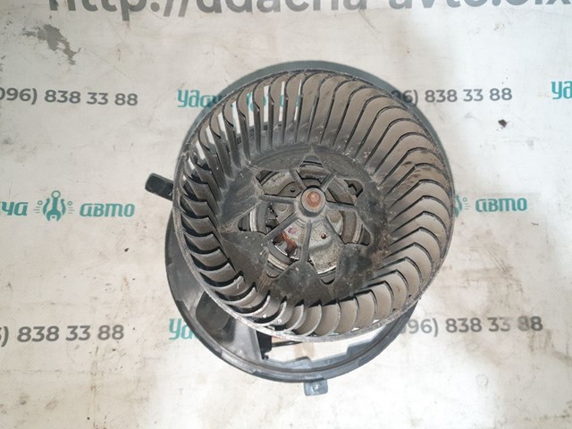 Електромотор пічки 1K1820015P VAG