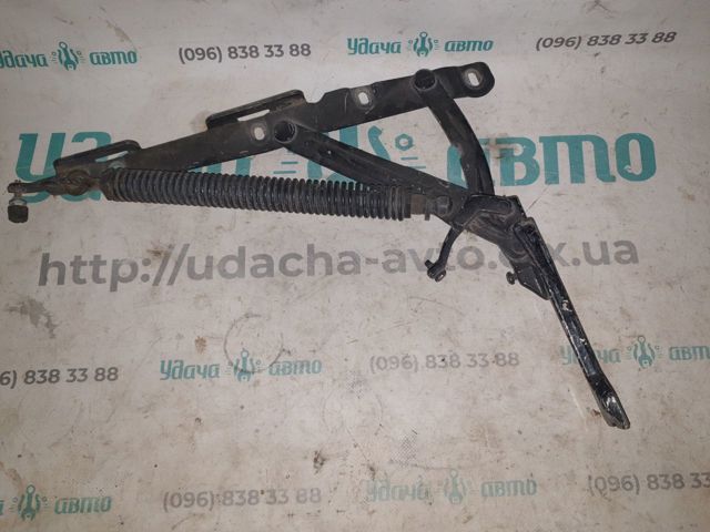 Завіс капота, правий 2207501087 MERCEDES