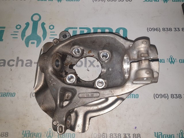 Цапфа передня ліва 31216852159 BMW