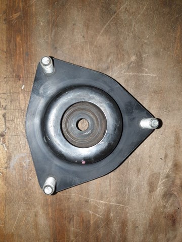 Кріплення переднього амортизатора 4060A417 MITSUBISHI