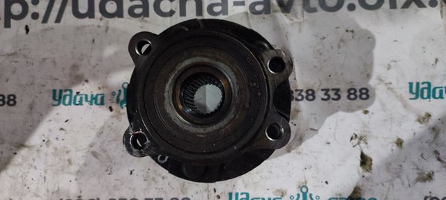 Маточини передніх коліс 435500R010 TOYOTA