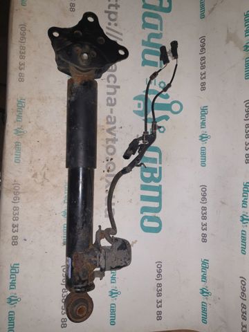 Стійка задня права 4853048392 TOYOTA