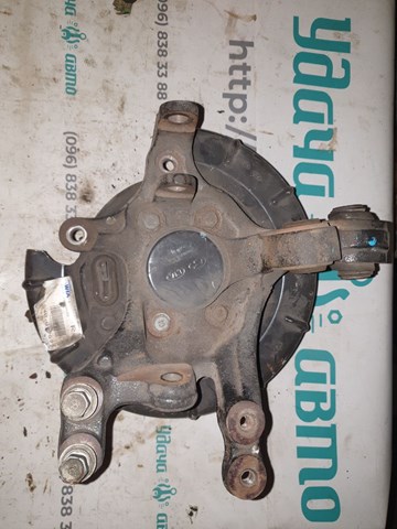Цапфа поворотна права 527201H000 HYUNDAI
