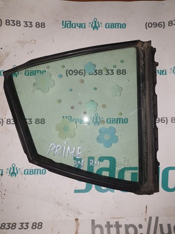 Скло-кватирка двері, задній, правій 6812347030 TOYOTA