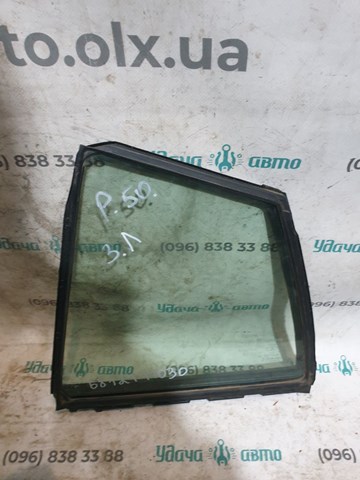 Задня кватирка ліва 6812447030 TOYOTA
