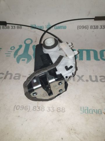 Замок задньої двері, лівої 6906052280 TOYOTA