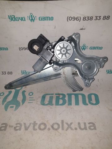 Механізм склопідйомника двері задньої, правої 6980347020 TOYOTA