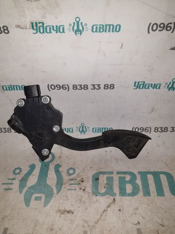Підаль газу 7811012050 TOYOTA
