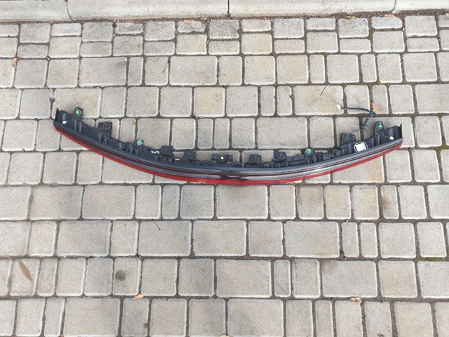 Стоп-сигнал заднього скла 8100647041 TOYOTA