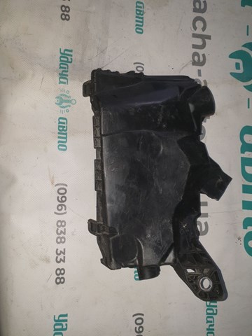 Корпус блока запобіжників 8266347070 TOYOTA