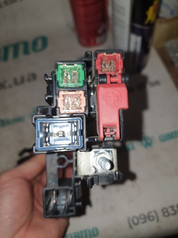 Монтажний блок 8274152090 TOYOTA
