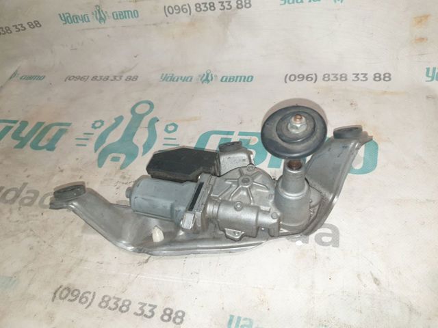 Двигун склоочисника заднього скла 8513047080 TOYOTA