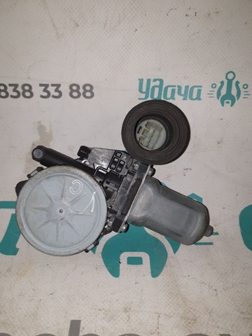 Двигун склопідіймача двері передньої, правої 8571035180 TOYOTA