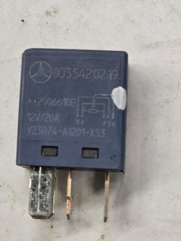 Реле електричне багатофункціональне A0035420219 MERCEDES