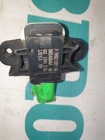 Датчик Ейрбег передній A1668210351 MERCEDES