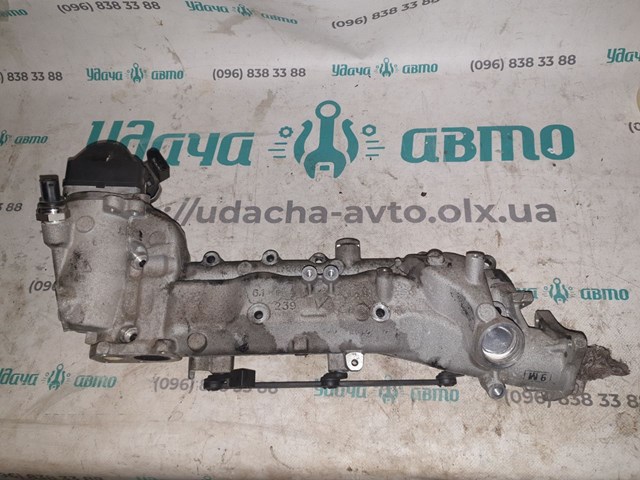 Колектор впускний, лівий A6420905437 MERCEDES