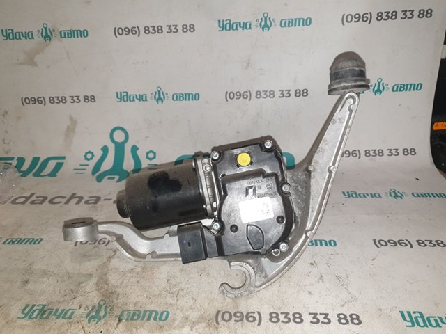 Двигун склоочисника лобового скла, правий DT1117504BC FORD