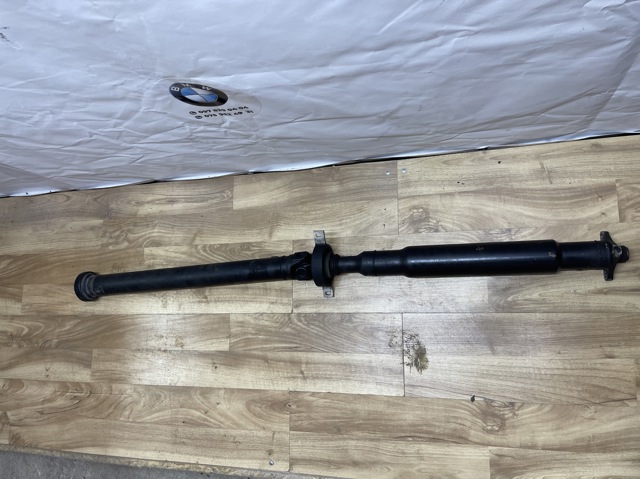 Вал карданний задній 26107589129 BMW