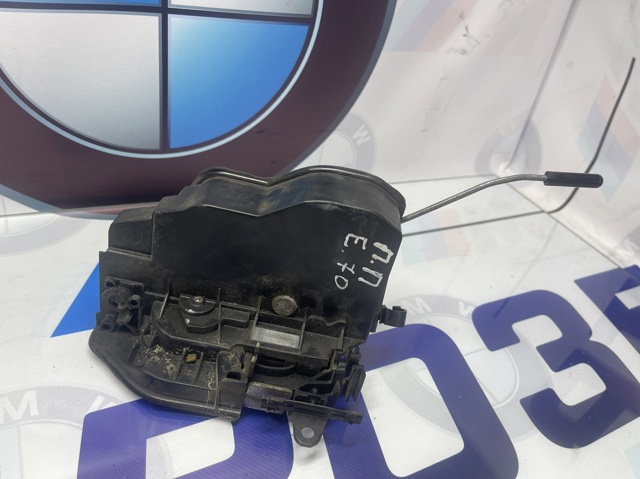 Внутрішній дверний замок 7202144 BMW