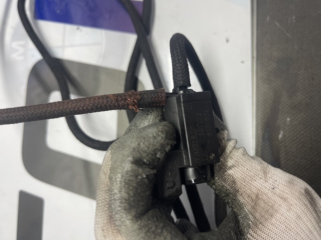 Клапан соленоїд регулювання заслонки EGR 7810831 BMW