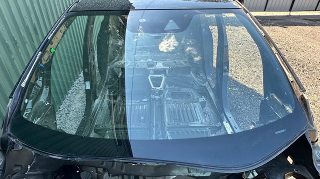 Скло лобове 727005SA1A NISSAN
