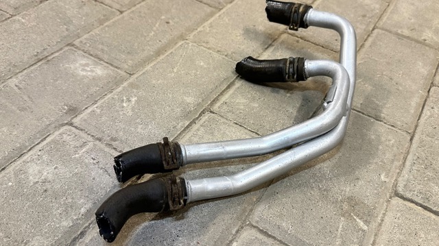 Шланг радіатора опалювача/пічки, обратка 7L0815802A VAG