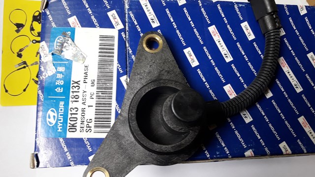 Датчик положення розподільного валу 0K0131813X HYUNDAI