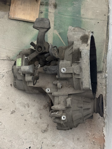 Механічна коробка перемикання передач 02S300046C VAG