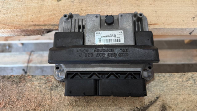 Модуль управління двигуном 03L906018JR VAG