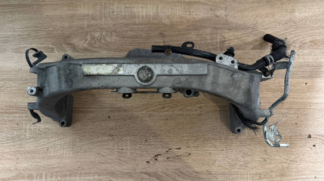Колектор впускний 14001AC130 SUBARU