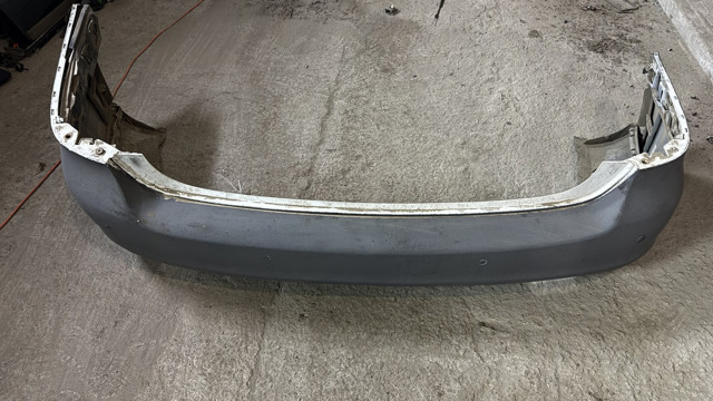 Буфер (бампер) задній 1K9807417B VAG